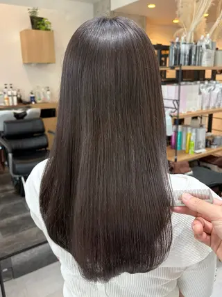 ロング カラー ベージュ/グレージュ 恵比寿/丸山陽平のヘアスタイル