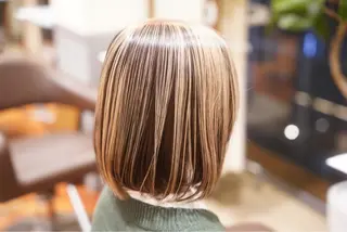 ミディアム カットモデル ヨネダのヘアスタイル