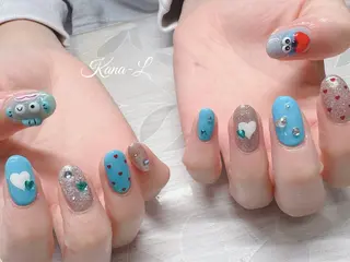 ネイル 芦辺 香奈のネイルデザイン