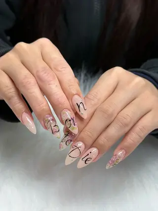 ネイル WOLTOKYO渋谷 yunaのネイルデザイン