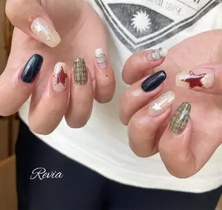 ネイル revia所属・ERI Nailistのネイルデザイン