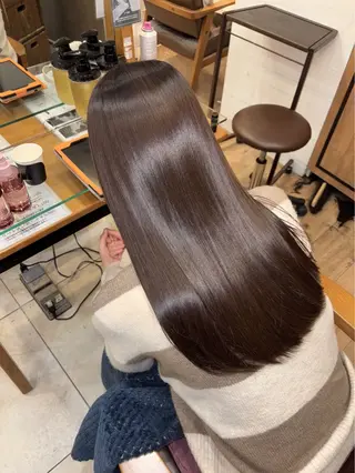 カラー 高橋 陽那のヘアスタイル