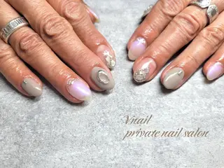 ネイル V. nailのネイルデザイン