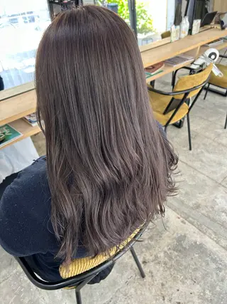 ロング 阪本 美紀のヘアスタイル