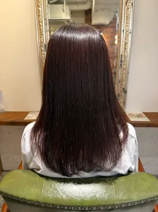 セミロング 有田 虹美　艶カラー✨のヘアスタイル
