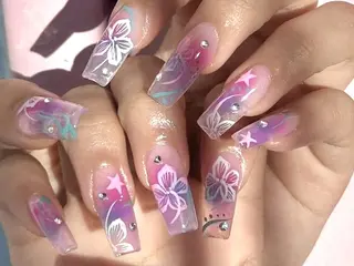 ネイル 🦋y y Nail 🤍のネイルデザイン