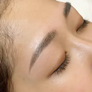 マツエク・マツパ アイブロウ WHITE EYE 成田店　布施のマツエク・マツパデザイン