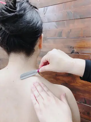 レディースシェービングサロンbijou所属・シェービングサロン bijouの眉毛・アイブロウイメージ