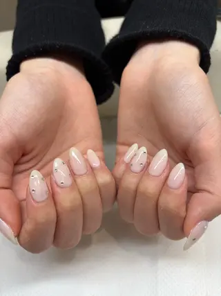 ネイル しおん⭐︎立川 sofaネイリストのネイルデザイン