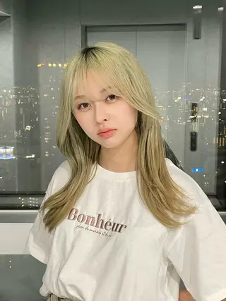 セミロング 銀座/オリーブ/ 透明感カラー✨りくのヘアスタイル