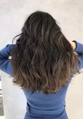 セミロング カラー 【代表】高山 一真のヘアスタイル