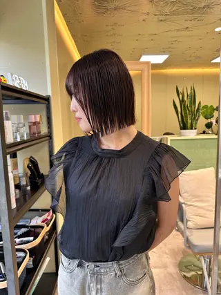 ミディアム ボブ/ぱつっとボブ/ 谷口 海星のヘアスタイル