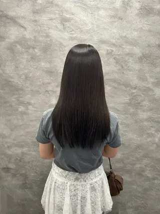 ロング 小久保音々華/ 髪質改善/暖色カラーのヘアスタイル