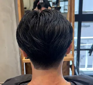 メンズ 渋谷/切りっぱなし レイヤー/ブリーチのヘアスタイル