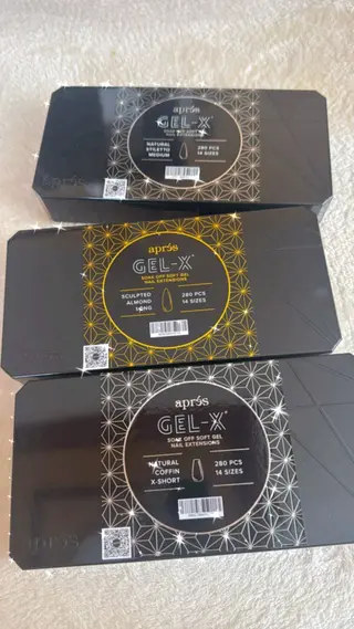 ネイル riri nailのネイルデザイン