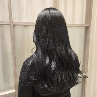 ロング カラー 小峯 瑞貴のヘアスタイル