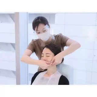 ナリス ビューティサロンのエステ・リラクイメージ