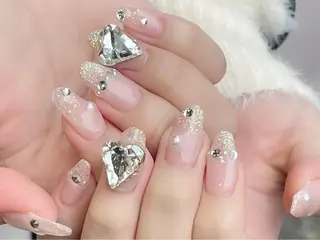 ネイル Nest 三田のマツエク・マツパデザイン