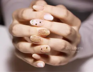 ネイル Elio所属・Elio 国泰寺のネイルデザイン
