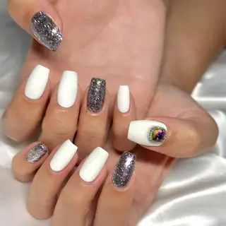 ネイル OKIKA所属・【OKIKA】 らん🦖🌈🧡のマツエク・マツパデザイン