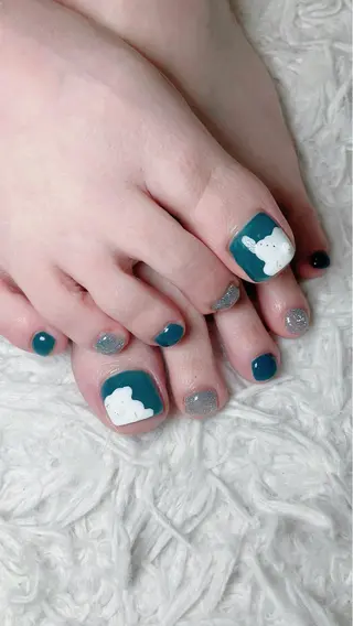 ネイル haleyume所属・shino🌟 痛ネイルのネイルデザイン