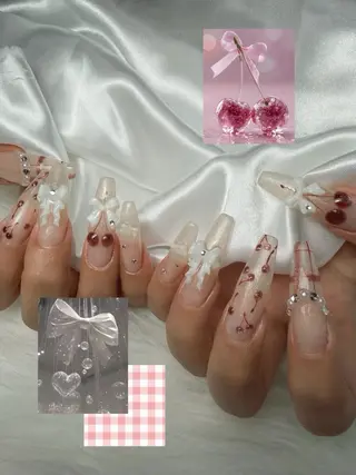 ネイル ゴテゴテ💙ワンホン リオナのネイルデザイン