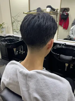 ショート 新宿無料メンズカット ヒガシトウイのヘアスタイル