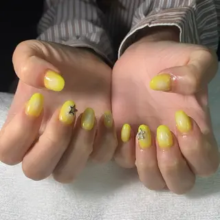 ネイル MHR nailのネイルデザイン