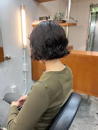 ショート レイヤー/ケアパーマ /ニュアンス/モードのヘアスタイル