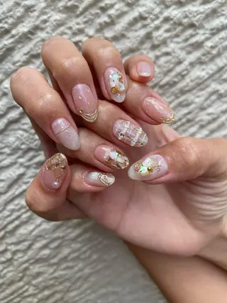 ロング カラー ヘアアレンジ キッズ ネイル マツエク・マツパ アイブロウ 福田 加奈のネイルデザイン