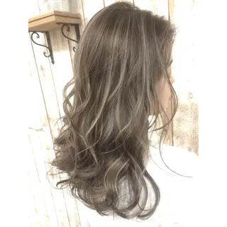 ロング カラー 井上 一平のヘアスタイル