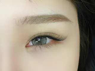 マツエク・マツパ カットスタジオピエロ所属・若江岩田マツエク SUNのマツエク・マツパデザイン