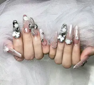 ネイル ルラワンネイル エンのネイルデザイン