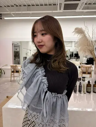 ミディアム 森 陽奈子のヘアスタイル
