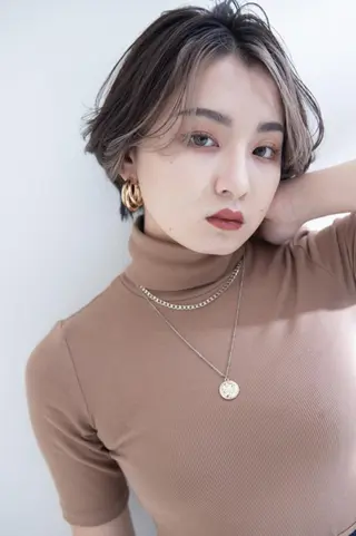 ショート 吉田 恒のヘアスタイル