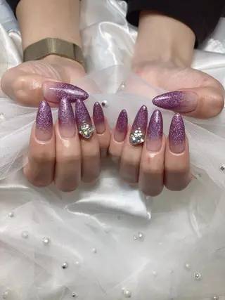 ネイル U·Mi nail salon所属・U·MI 上野御徒町店のネイルデザイン