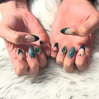 セミロング mao .のネイルデザイン