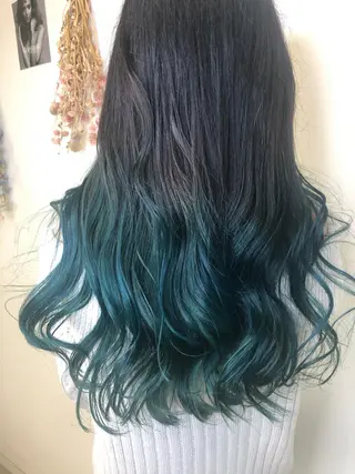 ロング カラー 松佐 ゆかりのヘアスタイル