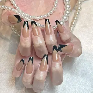 ネイル RAFFINE 月🦋🩵のネイルデザイン