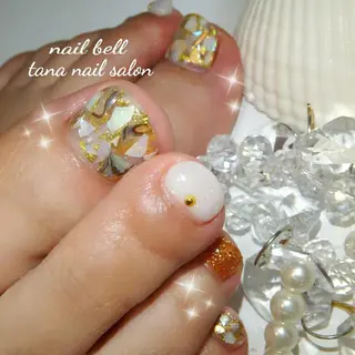 ネイル 占いができるネイルサロン「ネイルベル」所属・さいとう りなのネイルデザイン