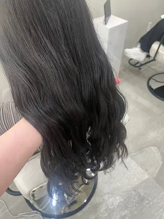 ロング uni/haruhi ☀️透明感カラーのヘアスタイル