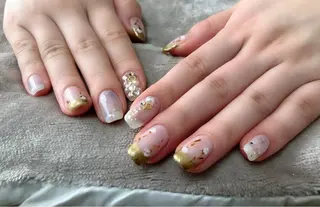 ネイル t. yoshizawaのネイルデザイン