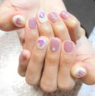 ネイル 🌙都岡 ムーンネイルのネイルデザイン