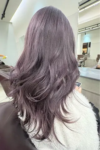 カラー ユイ☆ハイトーン ☆ブリーチデザインのヘアスタイル