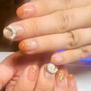 ミディアム Nail Salon midnightのネイルデザイン