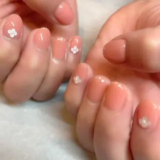 ネイル Serenity by Mari所属・Shinozaki mariのネイルデザイン