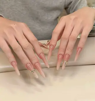 ネイル U.mi Nail Salonのネイルデザイン
