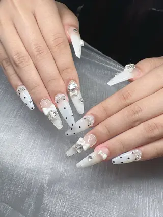 ネイル Lee Nailsのネイルデザイン