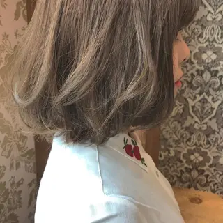 ミディアム カラー HARUNA🤍 大人ショートヘアのヘアスタイル