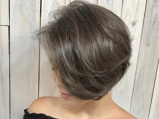 ショート カラー パーマ Rowel所属・Rowel ローウェルのヘアスタイル